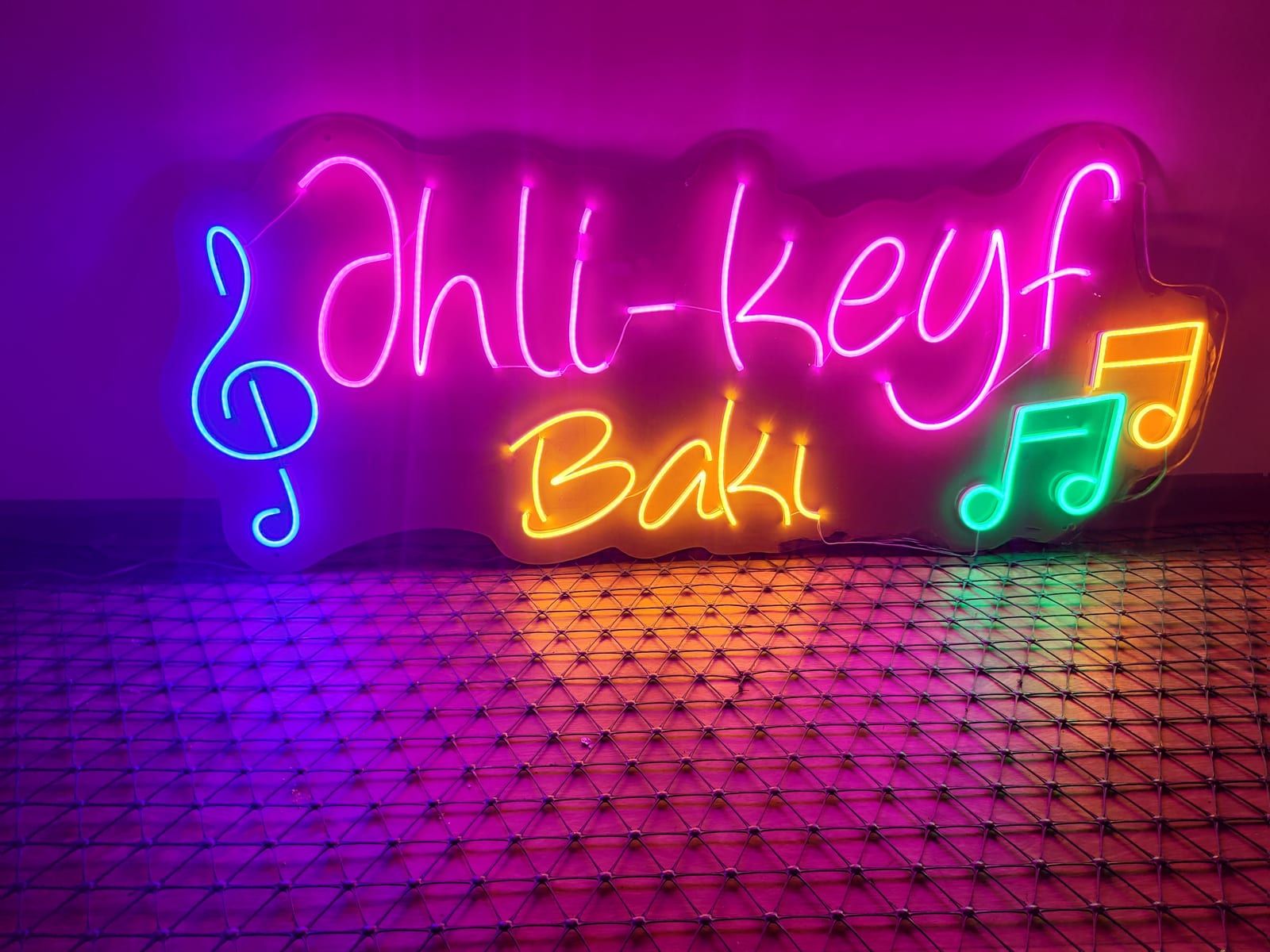 Kafe və pub üçün neon nümunəsi N-021