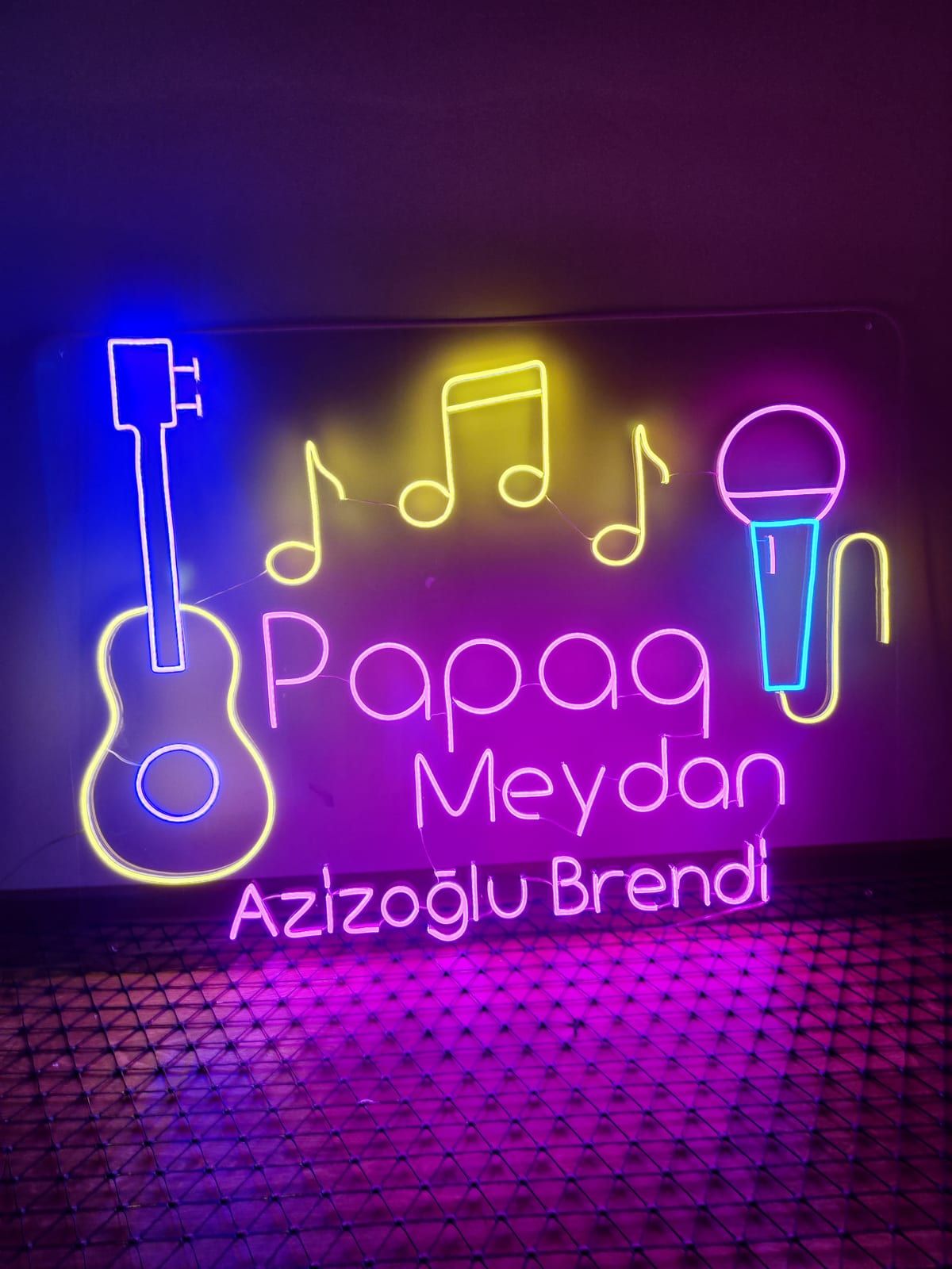Kafe və pub üçün neon nümunəsi N-023