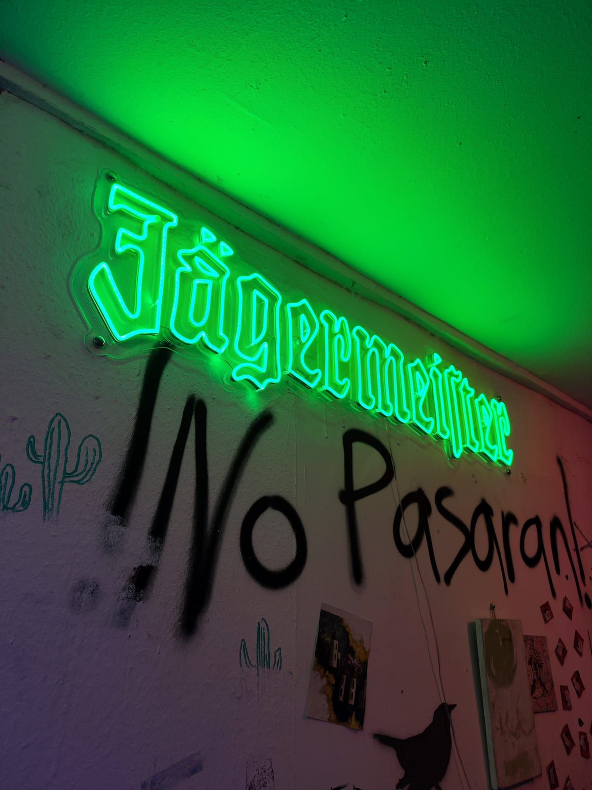 Kafe və pub üçün neon nümunəsi N-029